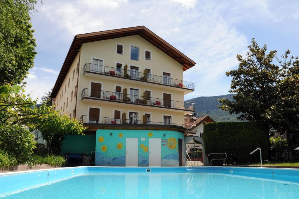 Albergo Alla Torre Siegler Im Thurm Merano Bagian luar foto