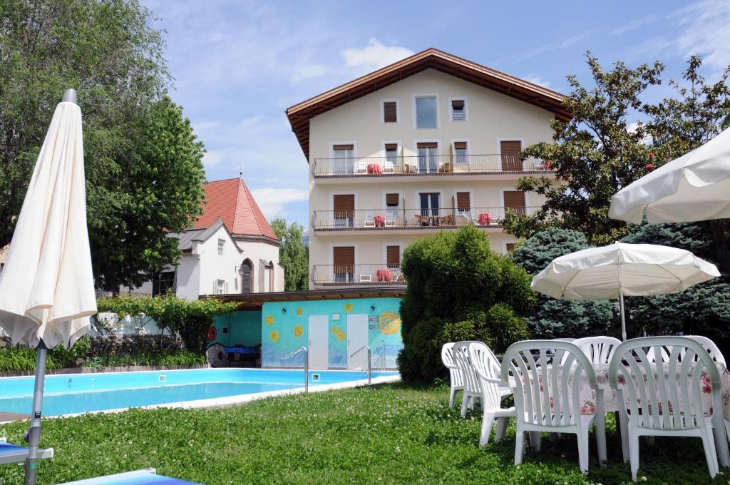 Albergo Alla Torre Siegler Im Thurm Merano Bagian luar foto