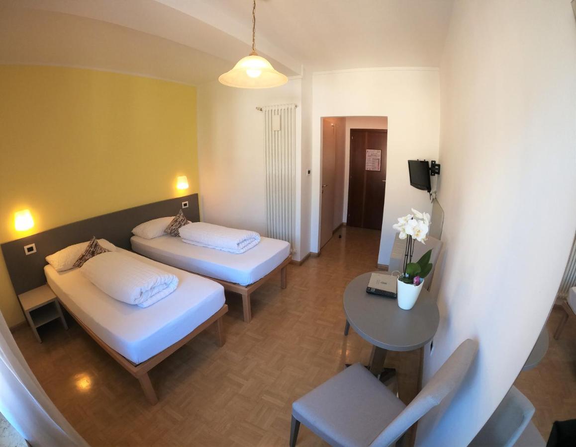 Albergo Alla Torre Siegler Im Thurm Merano Bagian luar foto