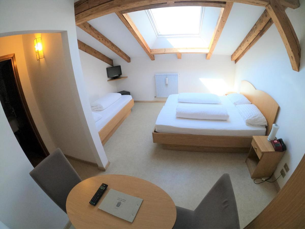 Albergo Alla Torre Siegler Im Thurm Merano Bagian luar foto