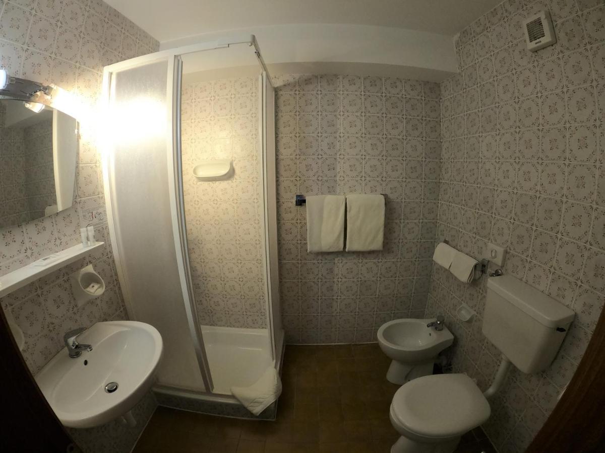 Albergo Alla Torre Siegler Im Thurm Merano Bagian luar foto