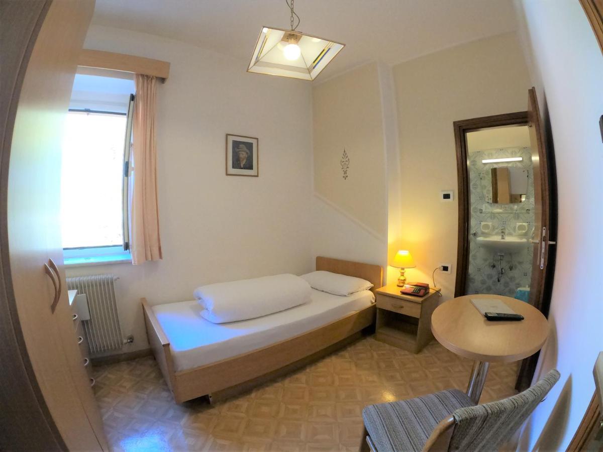 Albergo Alla Torre Siegler Im Thurm Merano Bagian luar foto